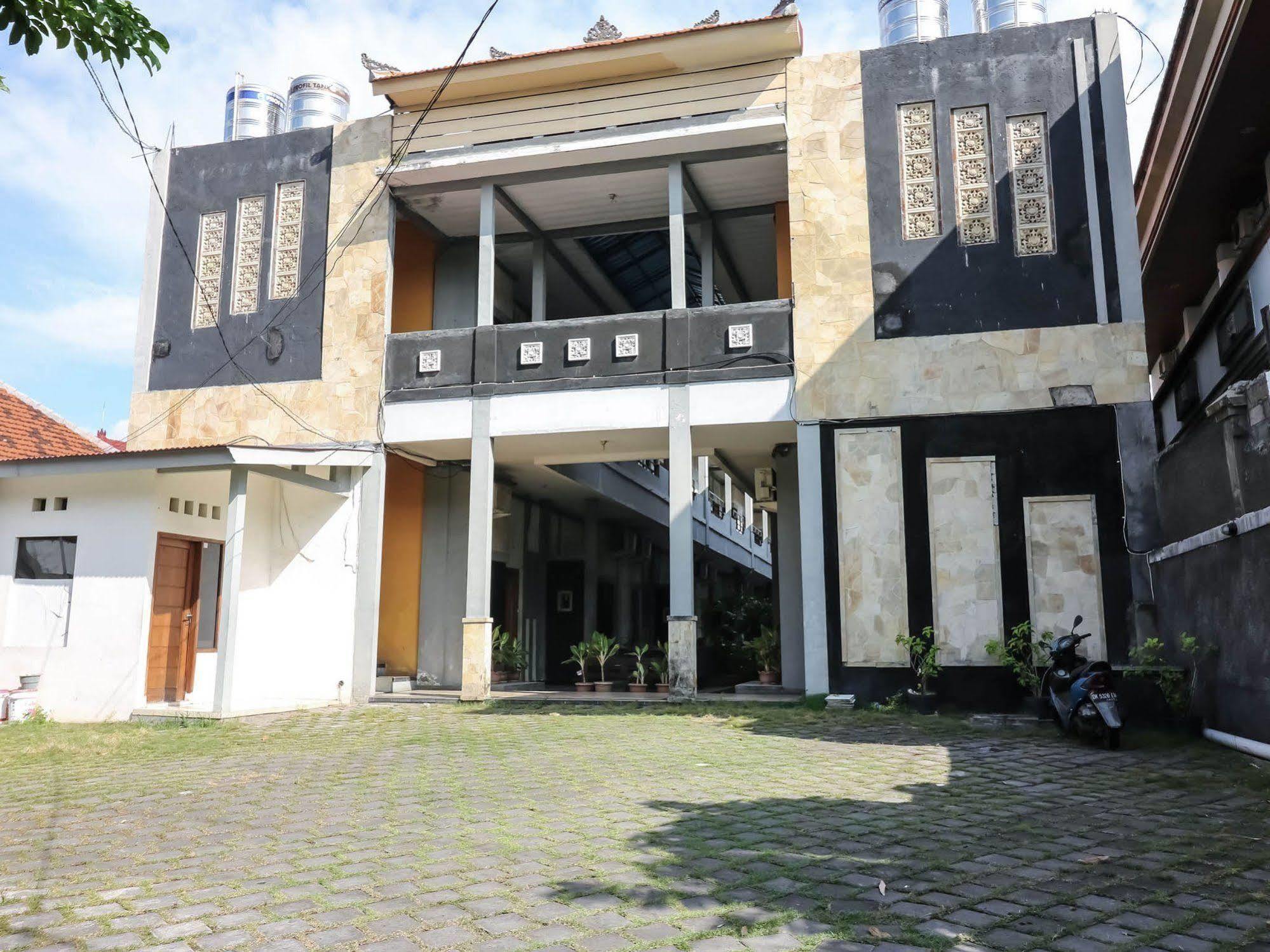 Super Oyo 91495 Hotel Indah Residence เดนปาซาร์ ภายนอก รูปภาพ